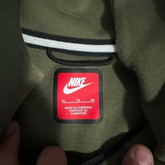 Nike Charcoal and Navy Fleece Hoodie - Picture 5 of 8